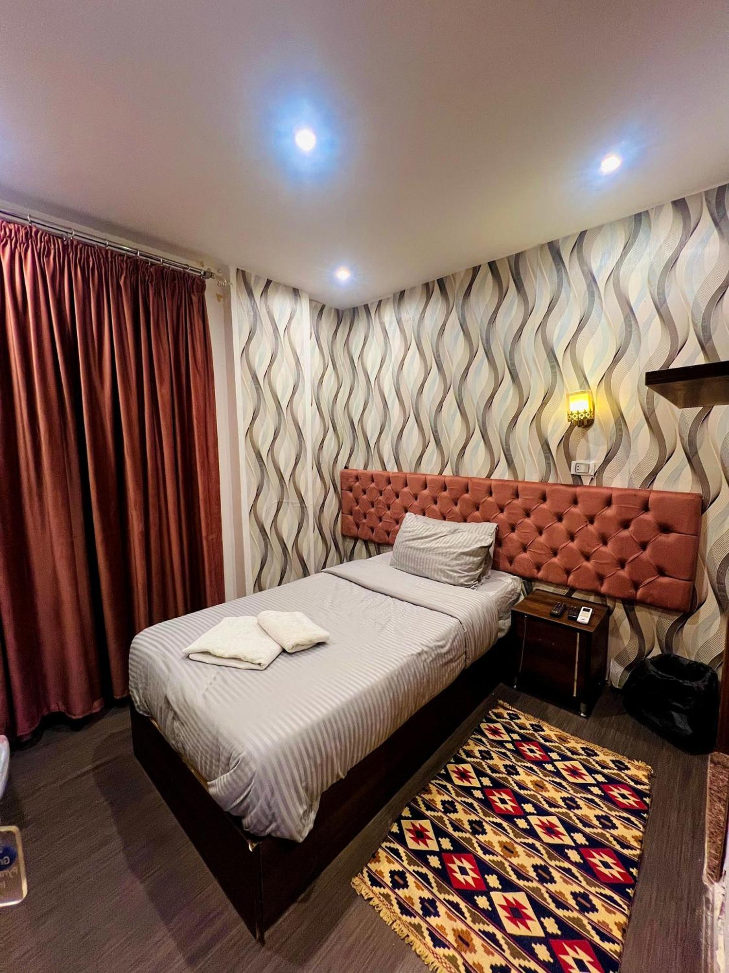 Grand Pyramids Inn Kafrat al Jabal Экстерьер фото